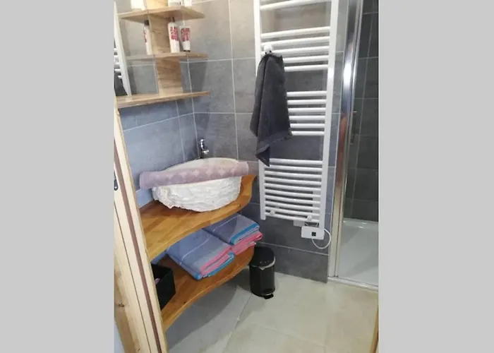 à La Nuitée Apartamento Marnaz
